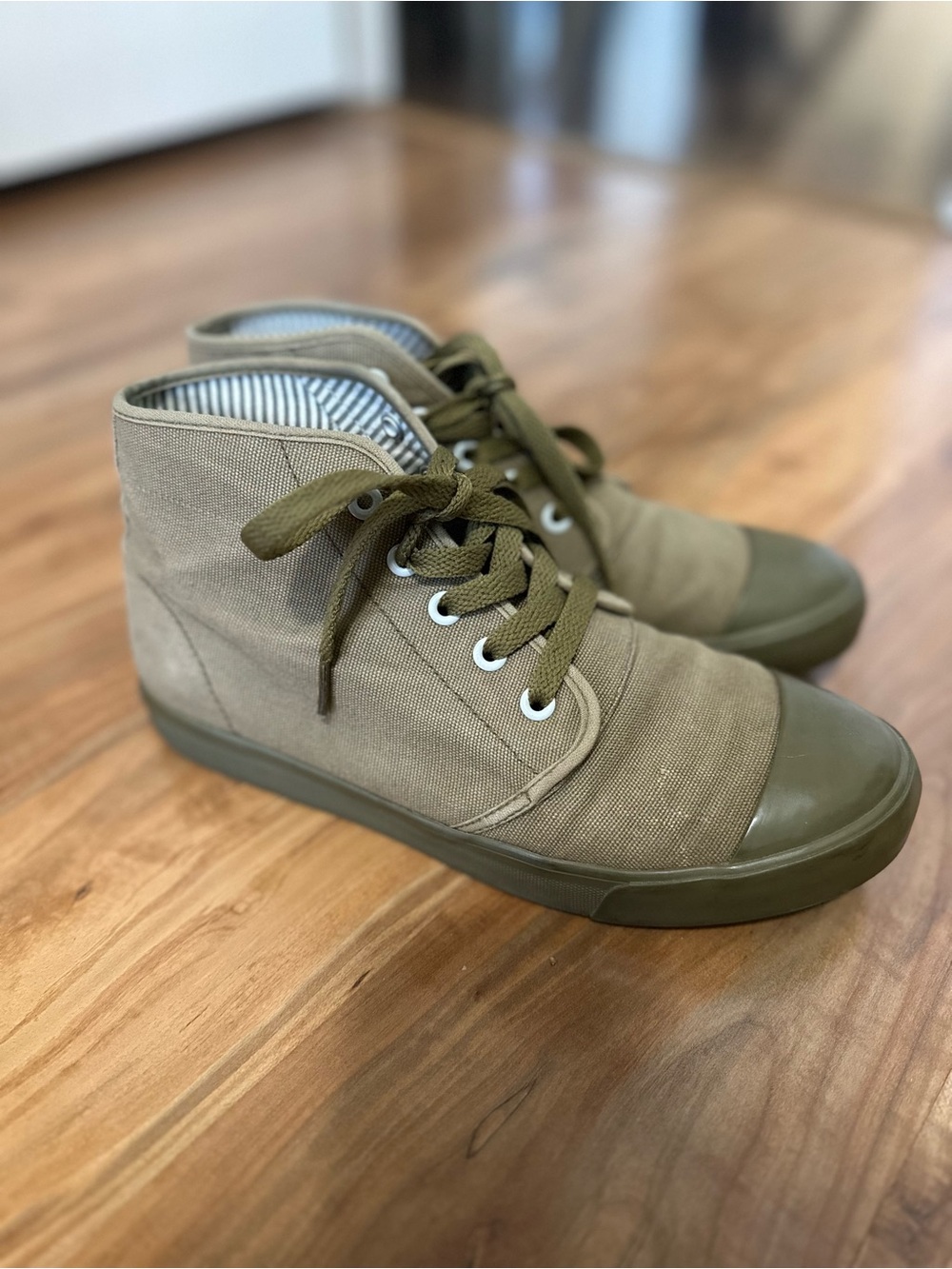 Bangs Shoes Canvas High-Top
